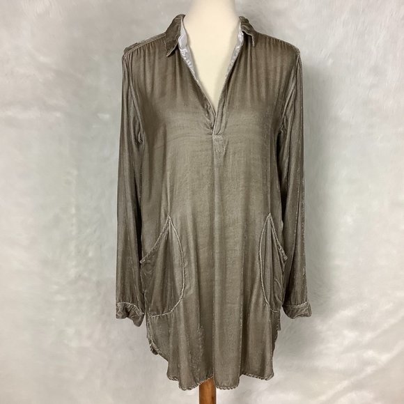 CP Shades Teton Tan Velvet V-Neck Popover Tunic Top S - Picture 1 of 7